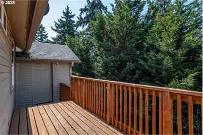 866 NE Walnut St, Roseburg, OR 97470 - Photo 30