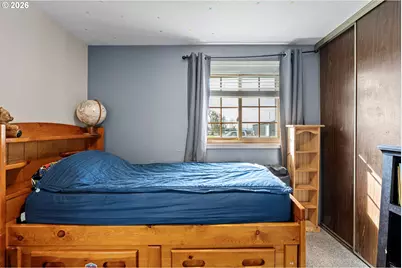 86 E 2nd St, Halsey, OR 97348 - Photo 24