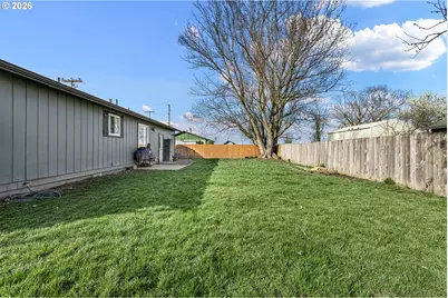 86 E 2nd St, Halsey, OR 97348 - Photo 30