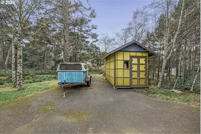 11910 NW Thompson St, Seal Rock, OR 97376 - Photo 26