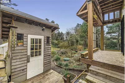 11910 NW Thompson St, Seal Rock, OR 97376 - Photo 14
