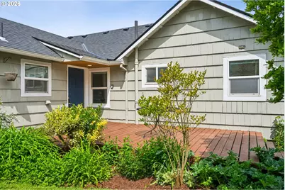4228 NE Simpson St, Portland, OR 97218 - Photo 38