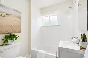 4228 NE Simpson St, Portland, OR 97218 - Photo 26