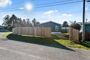 64274 Saddler Rd, Coos Bay, OR 97420 - Photo 28
