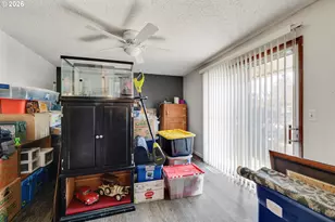 1035 SE 225th Ave, Gresham, OR 97030 - Photo 10