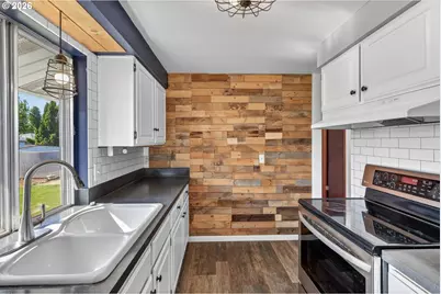 1035 SE 225th Ave, Gresham, OR 97030 - Photo 12