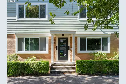 1415 NE 21st Ave #11, Portland, OR 97232 - Photo 1