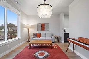 17671 SW Cobb Ln, Beaverton, OR 97007 - Photo 6