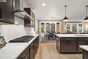 17671 SW Cobb Ln, Beaverton, OR 97007 - Photo 8