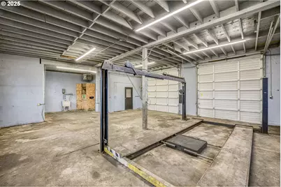 452 SE Main St, Willamina, OR 97396 - Photo 18