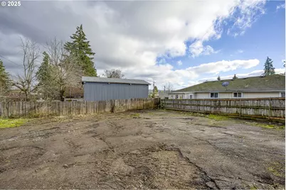 452 SE Main St, Willamina, OR 97396 - Photo 26