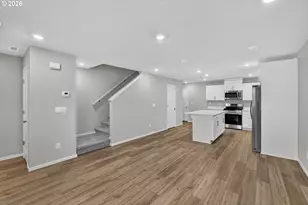 824 Sifuentez Ct, Woodburn, OR 97071 - Photo 6