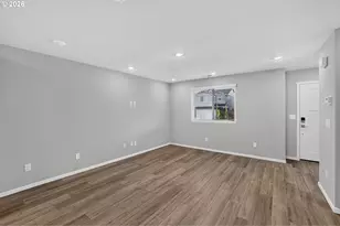 824 Sifuentez Ct, Woodburn, OR 97071 - Photo 4