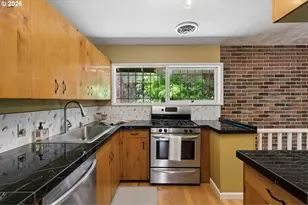 2833 NE 89th Ave, Portland, OR 97220 - Photo 14
