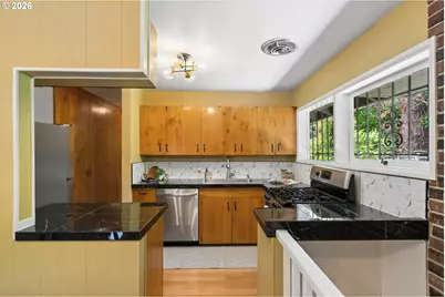 2833 NE 89th Ave, Portland, OR 97220 - Photo 16
