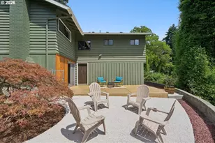 2833 NE 89th Ave, Portland, OR 97220 - Photo 8