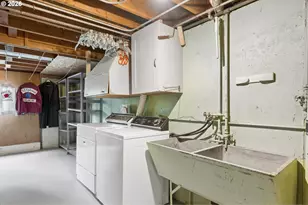 2833 NE 89th Ave, Portland, OR 97220 - Photo 42