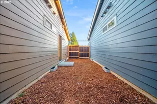 12306 Meadowlawn Dr, Oregon City, OR 97045 - Photo 26