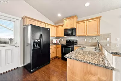 10417 NE 67th Ave, Vancouver, WA 98686 - Photo 8
