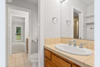 18707 NE 229th Ct, Brush Prairie, WA 98606 - Photo 16