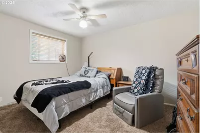 2316 SE 141st Ave, Portland, OR 97233 - Photo 14