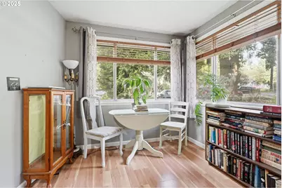 2316 SE 141st Ave, Portland, OR 97233 - Photo 2
