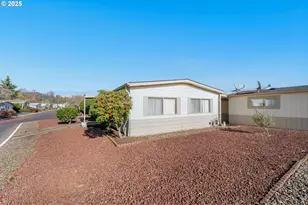 17165 SW Eldorado Dr, Portland, OR 97224 - Photo 2