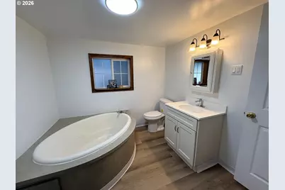 110 N 12th St, Lakeside, OR 97449 - Photo 20