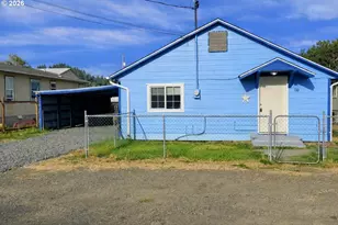 110 N 12th St, Lakeside, OR 97449 - Photo 2