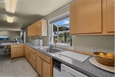 3099 NW Williams Way, Redmond, OR 97756 - Photo 10