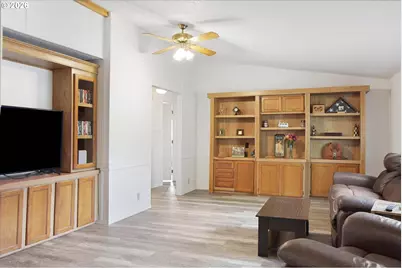 3372 Long St, Sweet Home, OR 97386 - Photo 10