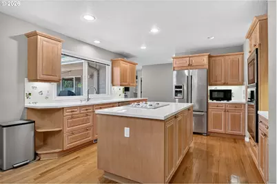 1545 Cloverleaf Rd, Lake Oswego, OR 97034 - Photo 16