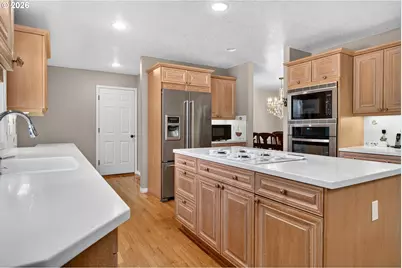 1545 Cloverleaf Rd, Lake Oswego, OR 97034 - Photo 12