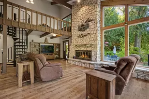 21367 E Blue Jay Ln, Brightwood, OR 97011 - Photo 8