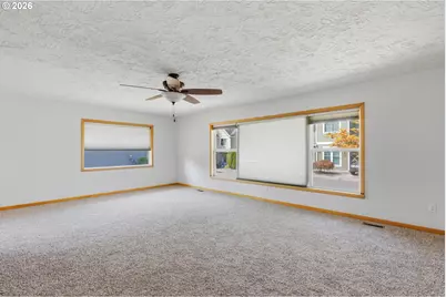 858 N 20th Way, Cornelius, OR 97113 - Photo 8