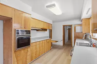 858 N 20th Way, Cornelius, OR 97113 - Photo 14