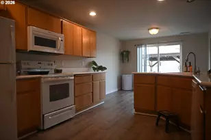 8912 NE 71st St, Vancouver, WA 98662 - Photo 12