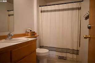 8912 NE 71st St, Vancouver, WA 98662 - Photo 18