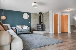 8912 NE 71st St, Vancouver, WA 98662 - Photo 2