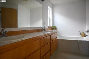 8912 NE 71st St, Vancouver, WA 98662 - Photo 24