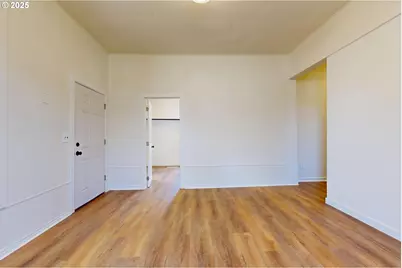 611 SW 3rd St, Pendleton, OR 97801 - Photo 4