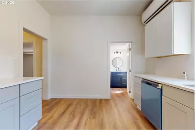 611 SW 3rd St, Pendleton, OR 97801 - Photo 8