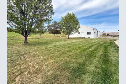 42645 Old Foothill Rd, Richland, OR 97870 - Photo 26