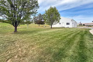 42645 Old Foothill Rd, Richland, OR 97870 - Photo 26