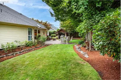 1368 Wimbledon Pl, Springfield, OR 97477 - Photo 40