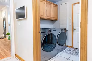1368 Wimbledon Pl, Springfield, OR 97477 - Photo 32