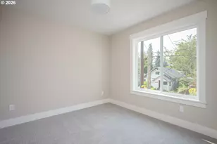 8431 NE Hassalo St, Portland, OR 97220 - Photo 30