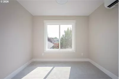 8431 NE Hassalo St, Portland, OR 97220 - Photo 26