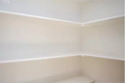 8431 NE Hassalo St, Portland, OR 97220 - Photo 14