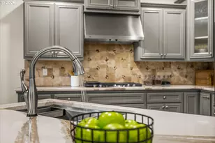 1043 Meek Way, West Linn, OR 97068 - Photo 12